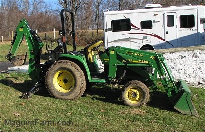 John Deere 4400 Compact Tractor & 430 Front End Loader with Backhoe